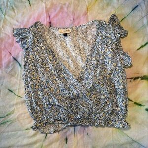 Universal Thread Blue and Yellow Floral wrap cropped top 100% cotton